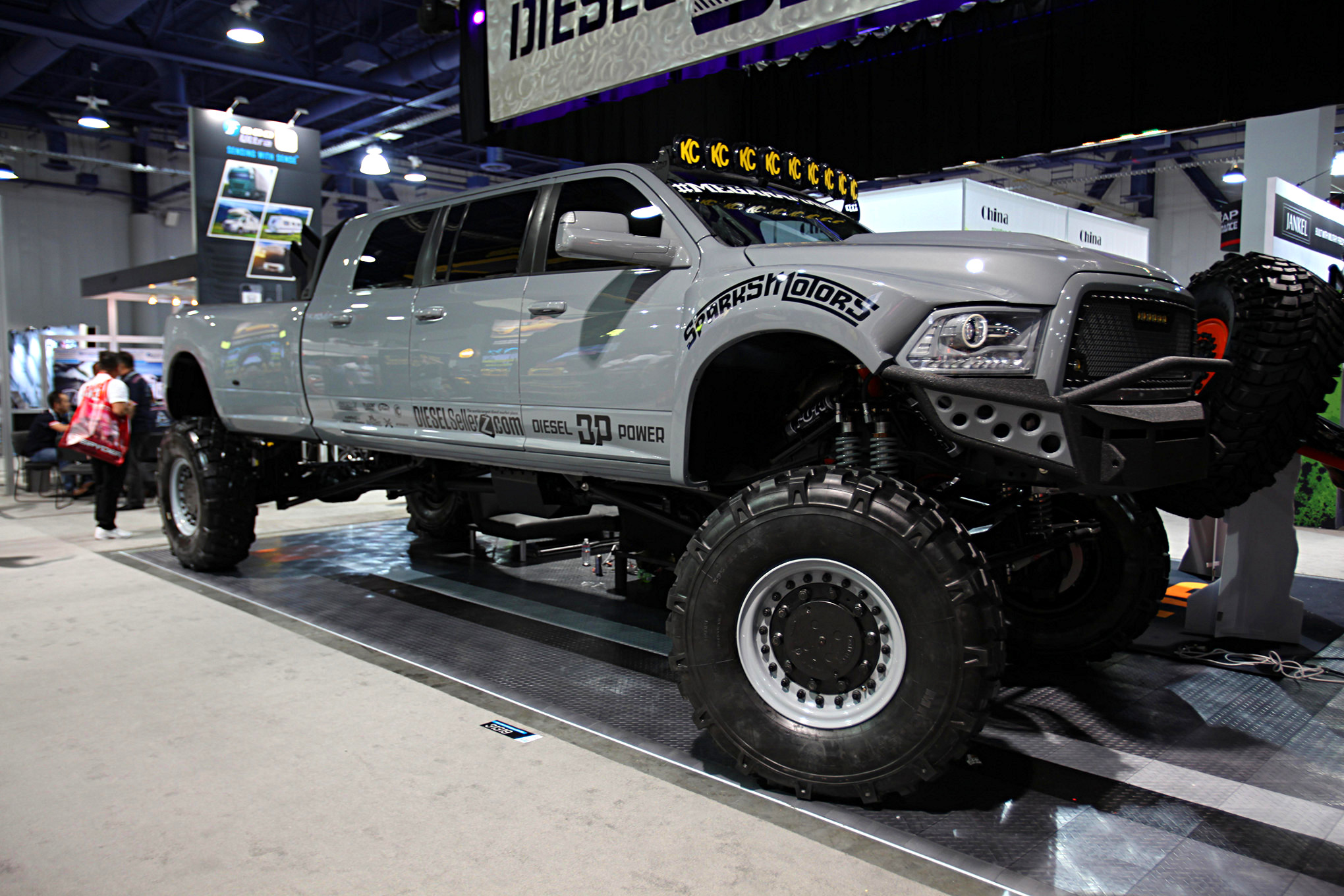 power wheels lifted truck