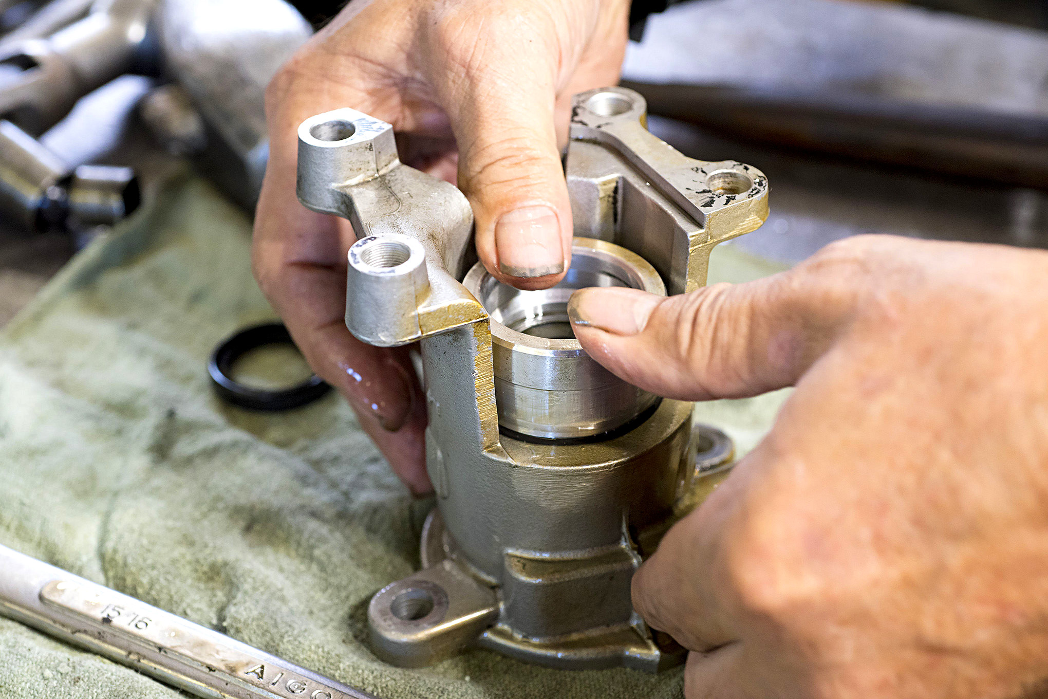 How to Repair Cummins 5.9L Vacuum Pump Oil Leak