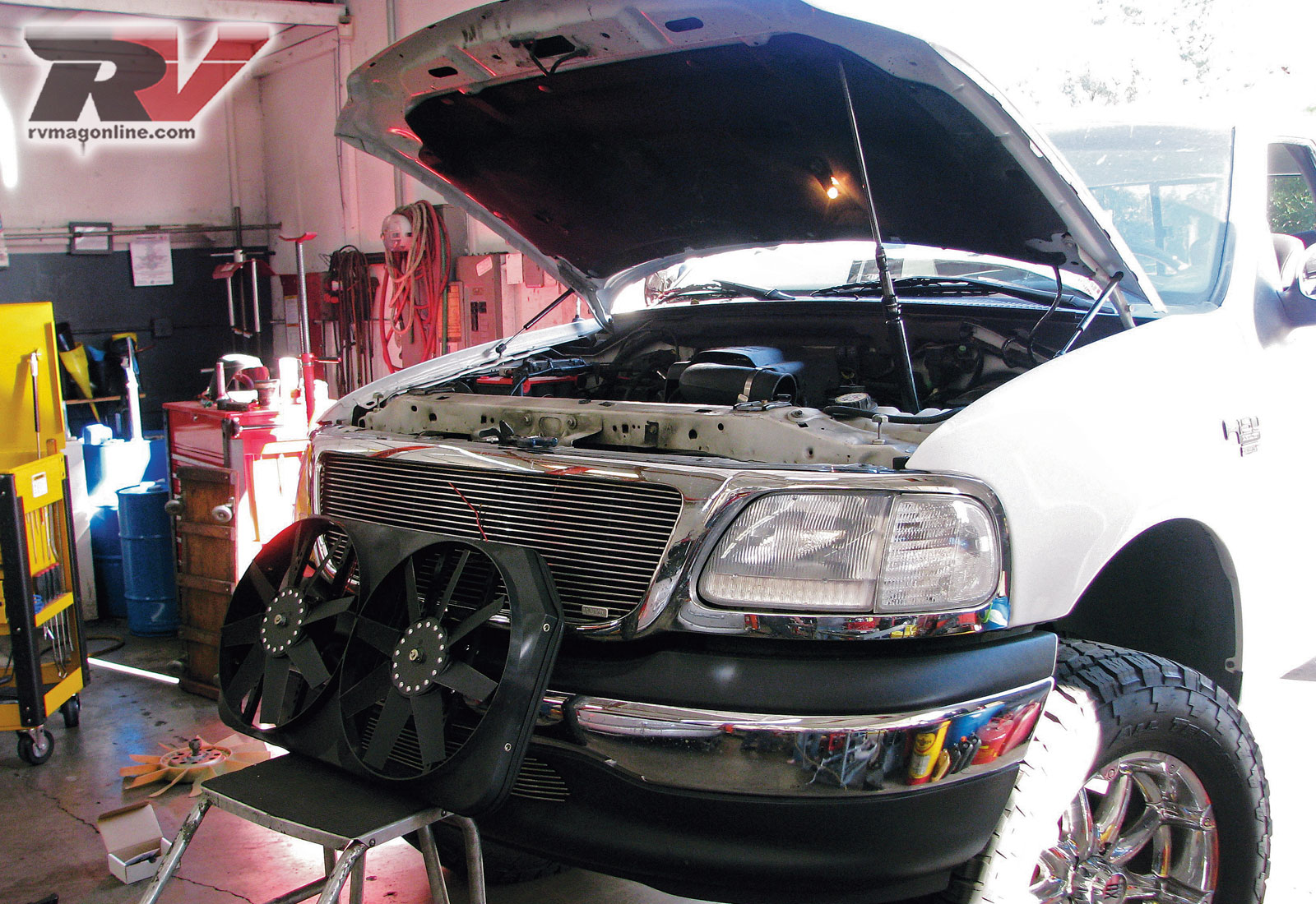 Electric Cooling Fan Install Tech Articles Rv Magazine Electric Cooling Fan Install Horse