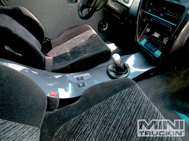 Custom Nissan Frontier >> 1997 Nissan Hardbody - Custom Truck - Mini Truckin' Magazine Custom Nissan Frontier >> 1997 Nissan Hardbody - Custom Truck - Mini Truckin' Magazine