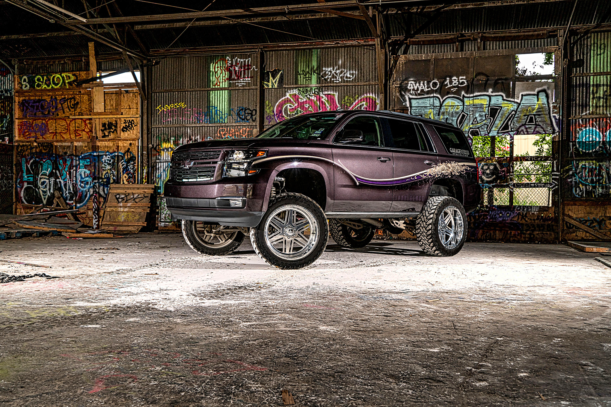 2015 tahoe subwoofer box