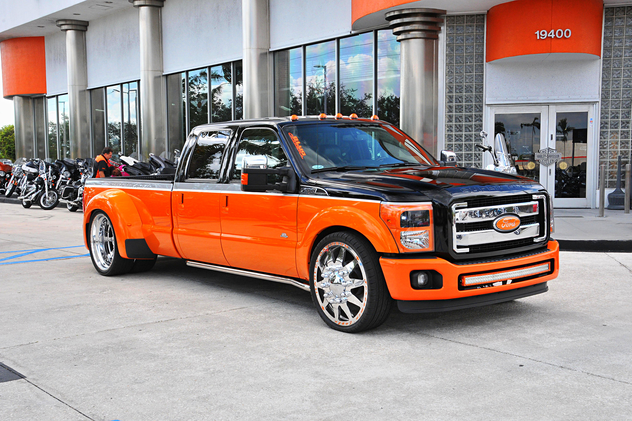 2018 Ford F 350 Harley Davidson Tribute Truck