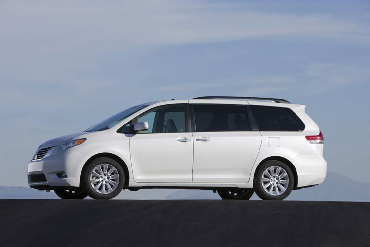 2011 toyota sienna van