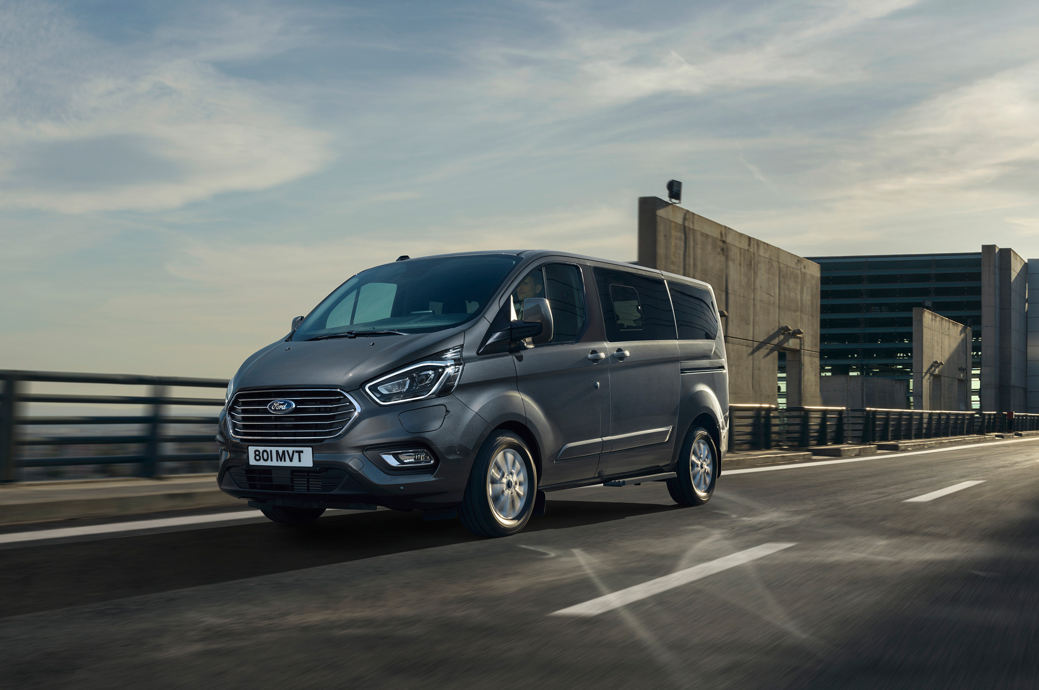 ford tourneo custom phev