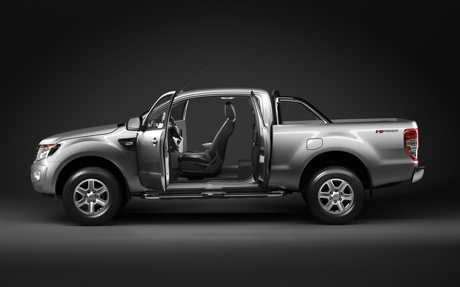 Roomier Ranger Ford S All New Pickup Interior Makes Way Inside Auto News Truck Trend