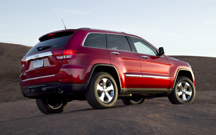 How Much Does It Cost To Lift A Jeep >> 2011 Jeep Grand Cherokee First Drive - Motor Trend How Much Does It Cost To Lift A Jeep >> 2011 Jeep Grand Cherokee First Drive - Motor Trend