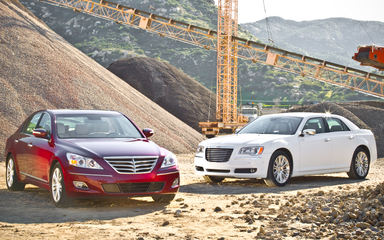 2011 Chrysler 300c Vs 2011 Hyundai Genesis Comparison Motor Trend