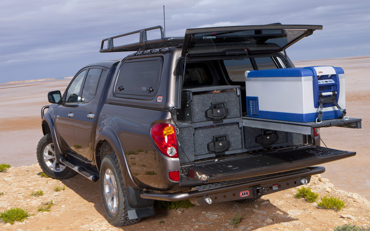 Arb S Outback Solutions Modular Roller Drawer System Product
