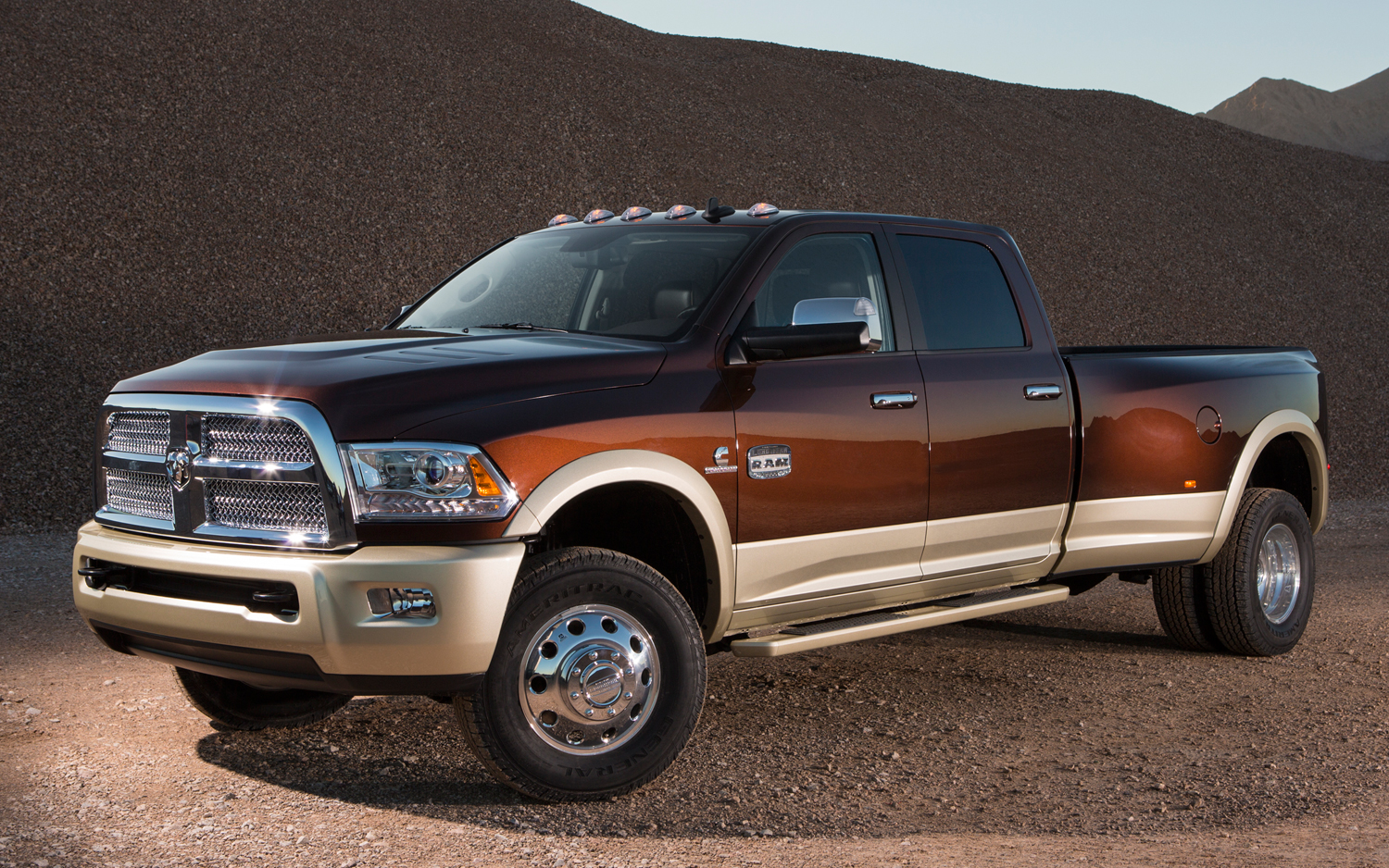 Ram 3500 Towing Capacity >> 2013 Ram 3500 Offers Class Leading 30 000 Lb Maximum Towing Capacity Ram 3500 Towing Capacity >> 2013 Ram 3500 Offers Class Leading 30 000 Lb Maximum Towing Capacity
