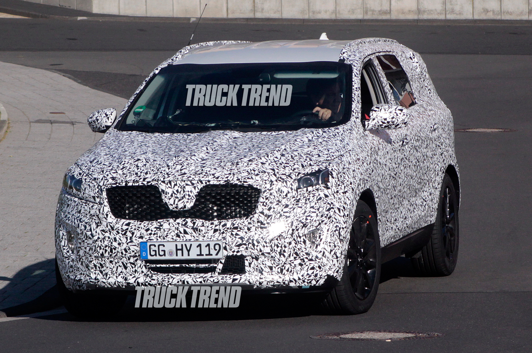 Caught! 2015 Kia Sorento Refresh - Truck Trend Caught! 2015 Kia Sorento Refresh - Truck Trend