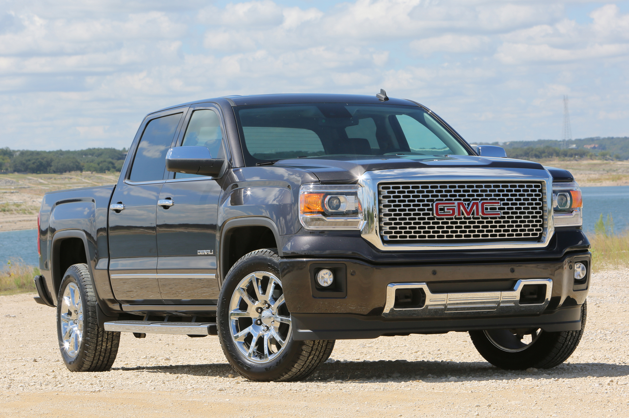 2015 GMC Sierra 1500 Denali Gets Shocks Photo & Image Gallery