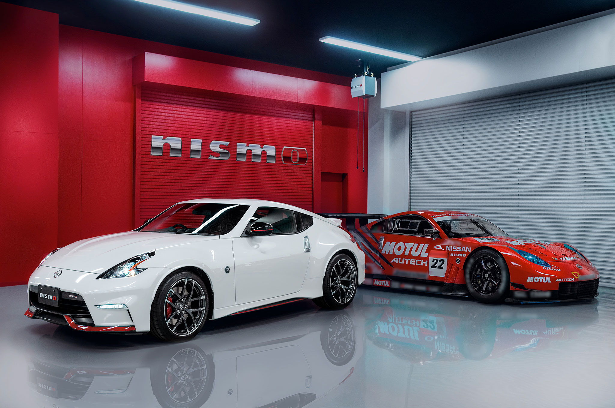 15 Nissan 370z Nismo First Look