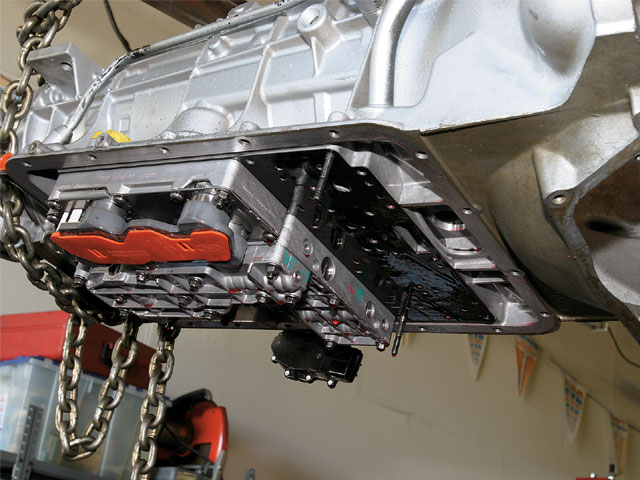 2001 Ford F250 Super Duty - Transmission Upgrade How To - Truckin' Magazine