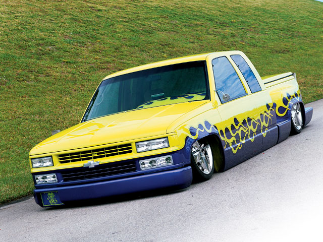 1995 chevy silverado speaker size