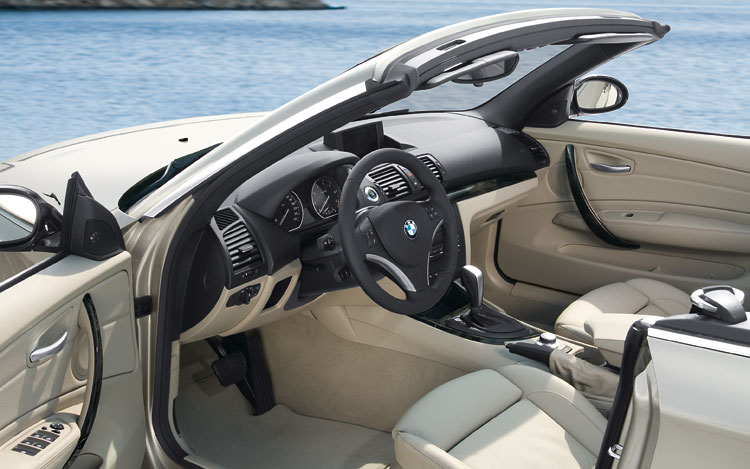 08 Bmw 1 Series Convertible First Look Motor Trend
