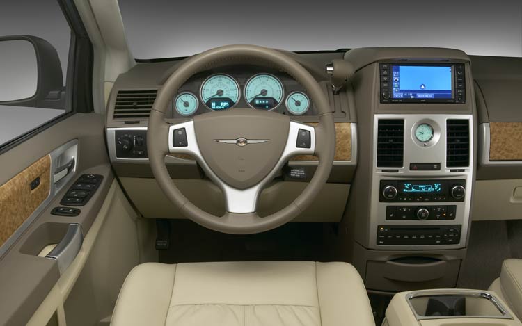 2008 town and country van