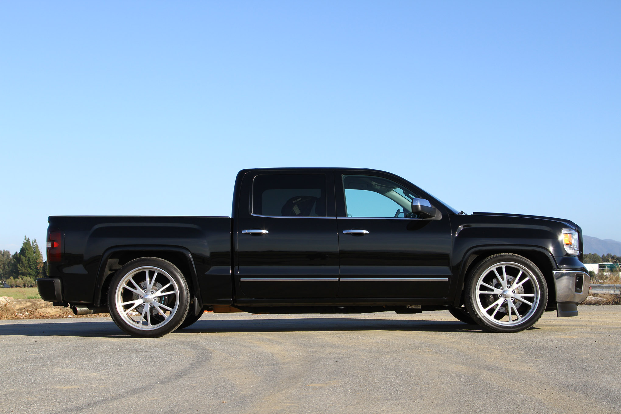 Lowering A 16 Gmc Sierra 1500 On A Mcgaughys 3 5 Kit Lowering A 16 Gmc Sierra 1500 On A Mcgaughys 3 5 Kit